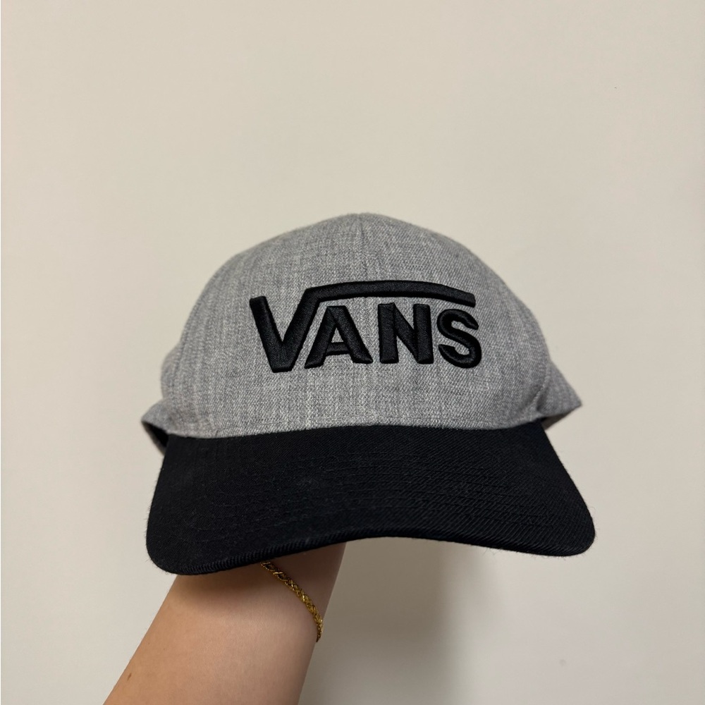 Vans Gray and Black Cap